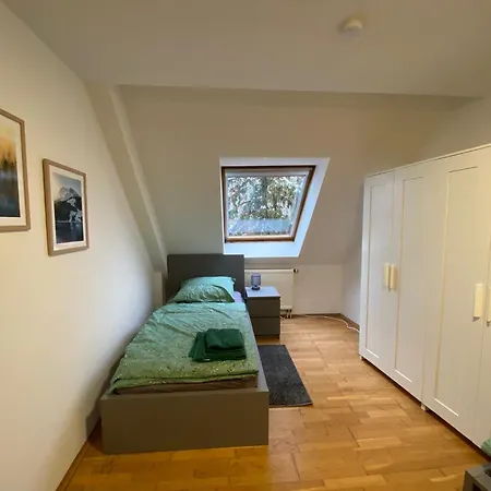 Modern Ausgestatte 